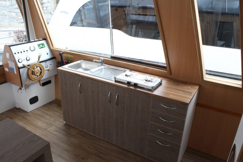 Hausboat Classic YachtBoom 35 - interiér